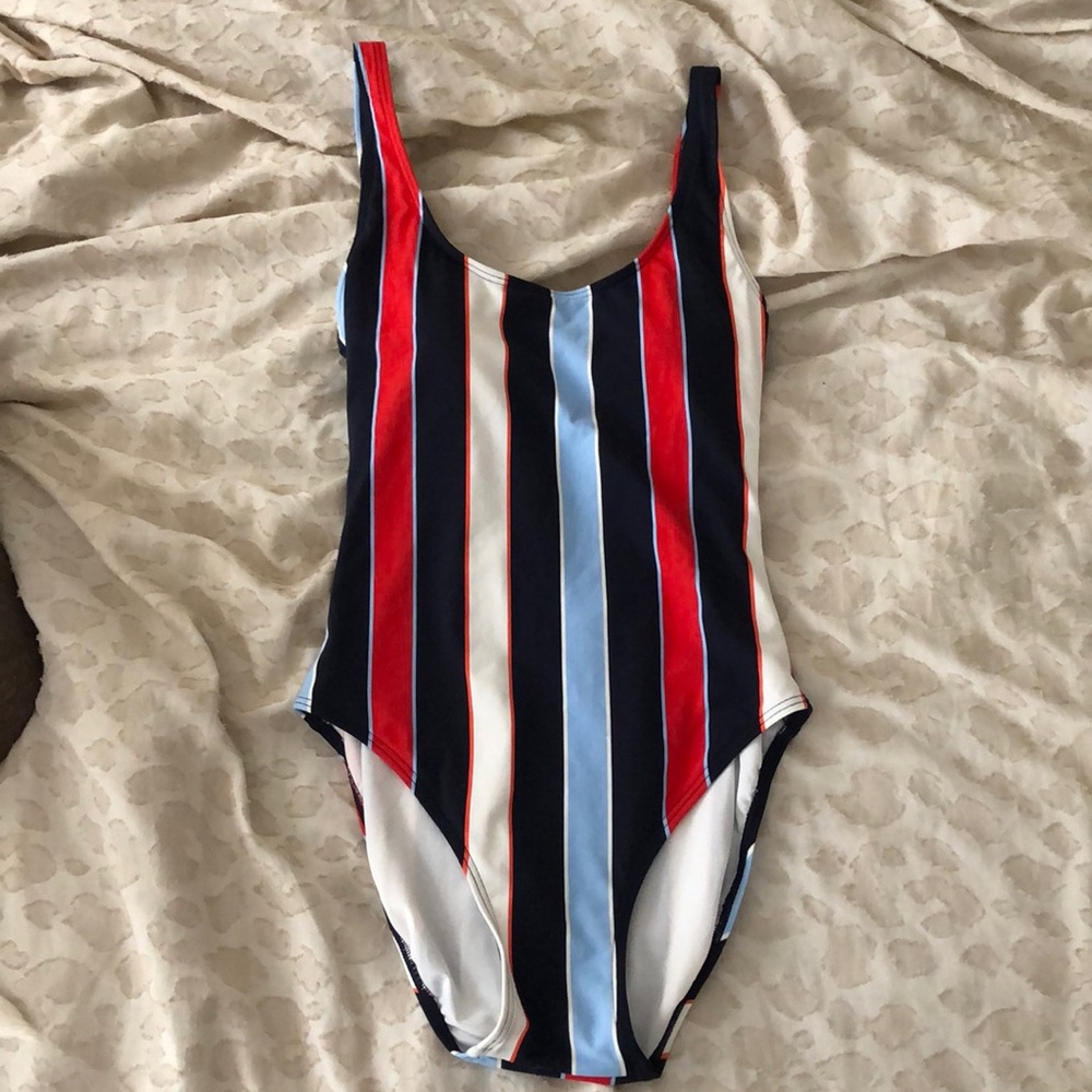 Striped One-Piece Tommy Hilfiger Bathingsuit
